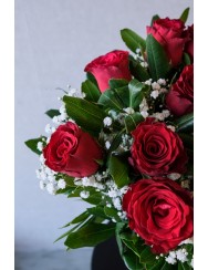 μπουκέτο κόκκινα τριαντάφυλλα